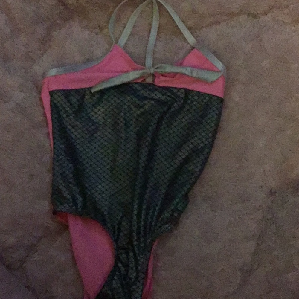 Girls bathing suit